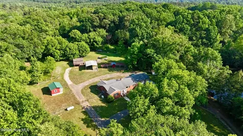2727 North Moore Road Robbins NC 27325