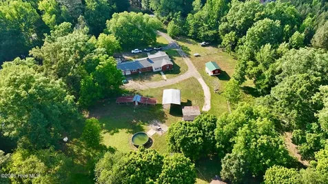 2727 North Moore Road Robbins NC 27325