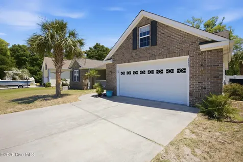 9099 Oak Ridge Plantation Drive SW Calabash NC 28467