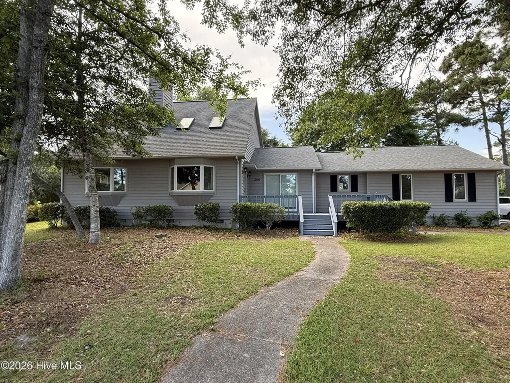 206 Spruce Drive Morehead City NC 28557