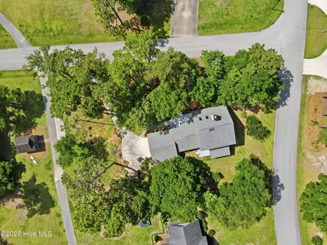 206 Spruce Drive Morehead City NC 28557