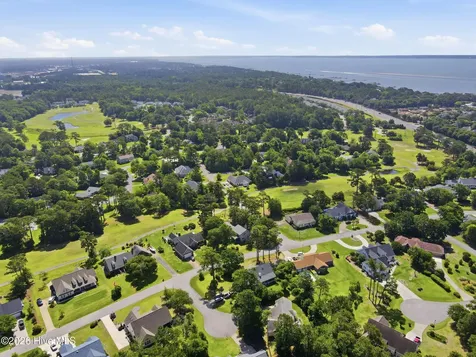 206 Spruce Drive Morehead City NC 28557