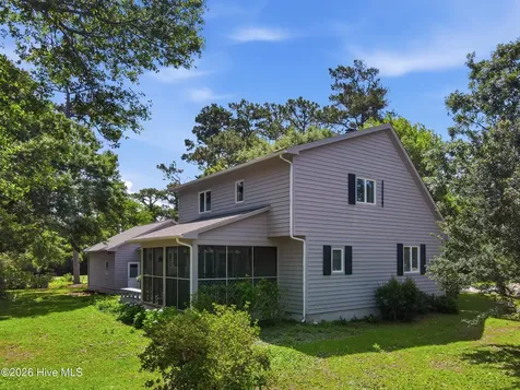 206 Spruce Drive Morehead City NC 28557