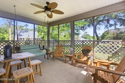 206 Spruce Drive Morehead City NC 28557