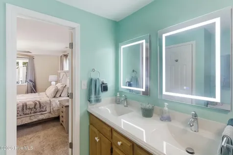 206 Spruce Drive Morehead City NC 28557