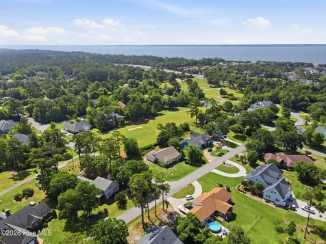 206 Spruce Drive Morehead City NC 28557