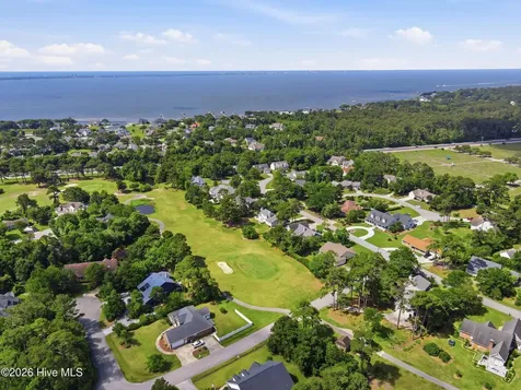 206 Spruce Drive Morehead City NC 28557