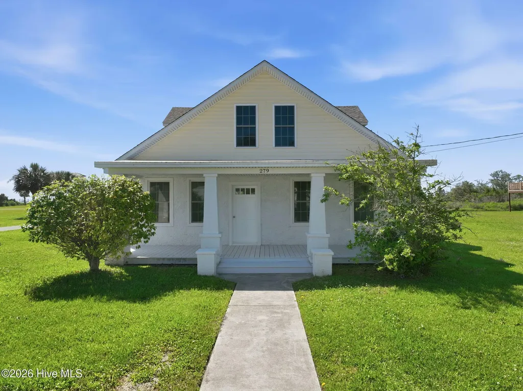 279 Goose Pond Road Marshallberg NC 28553