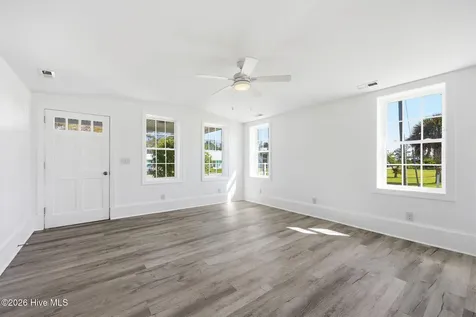 279 Goose Pond Road Marshallberg NC 28553