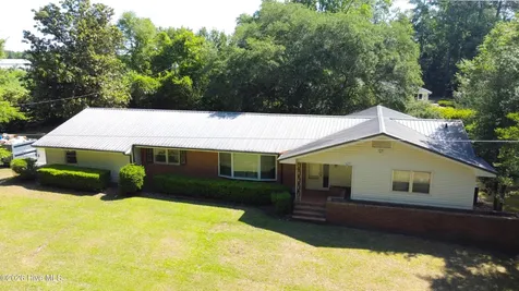32 Dogwood Lane Whiteville NC 28472