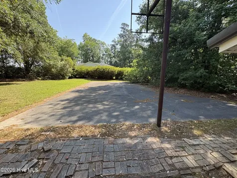 32 Dogwood Lane Whiteville NC 28472