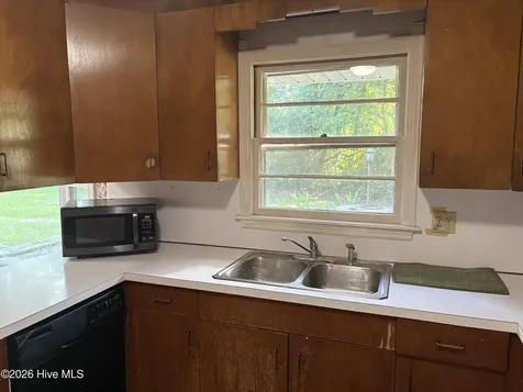 32 Dogwood Lane Whiteville NC 28472