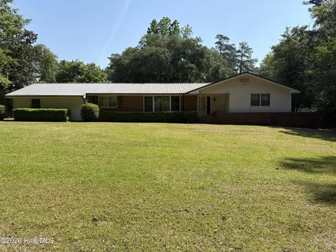 32 Dogwood Lane Whiteville NC 28472