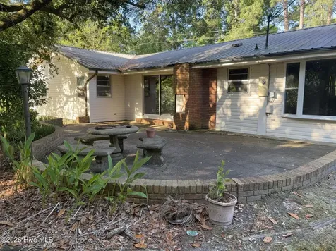 32 Dogwood Lane Whiteville NC 28472