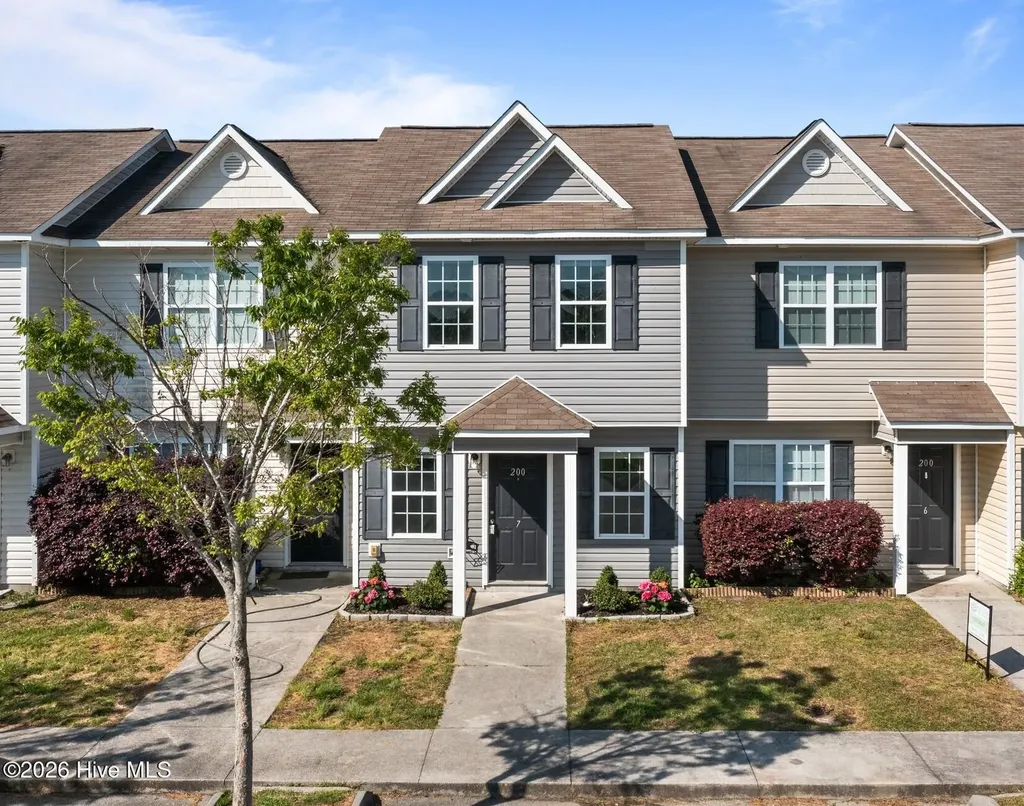 200 Lanieve Court Hubert NC 28539