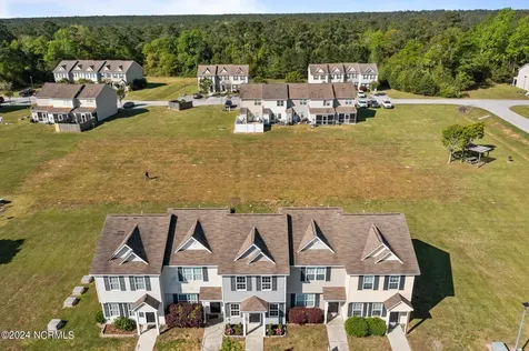 200 Lanieve Court Hubert NC 28539