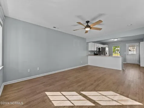 200 Lanieve Court Hubert NC 28539