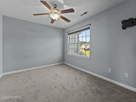 200 Lanieve Court Hubert NC 28539
