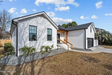 1224 Williamsburg Court Wilmington NC 28411