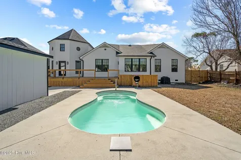 1224 Williamsburg Court Wilmington NC 28411