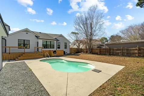 1224 Williamsburg Court Wilmington NC 28411