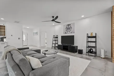 1224 Williamsburg Court Wilmington NC 28411