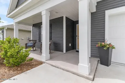 1119 King Eider Way Winnabow NC 28479