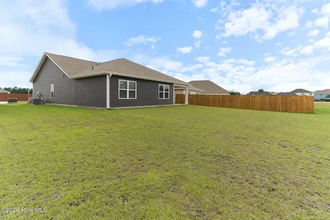 1119 King Eider Way Winnabow NC 28479
