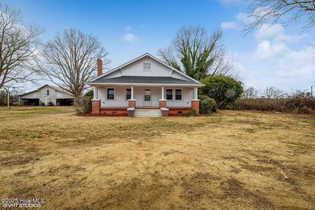 2291 Goldsboro Highway Newton Grove NC 28366