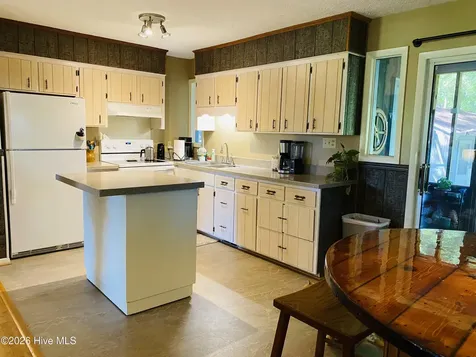 744 Mrs Tates Road Whiteville NC 28472