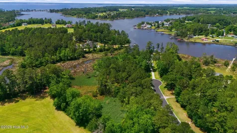 960 Southern Plantation Drive N Oriental NC 28571