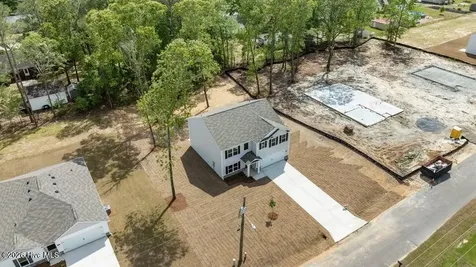 122 Claude Street La Grange NC 28551