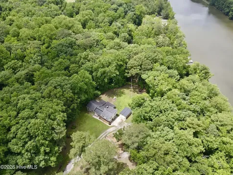 1191 Robin Lane Jamesville NC 27846