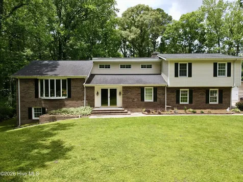 1191 Robin Lane Jamesville NC 27846
