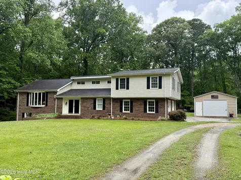 1191 Robin Lane Jamesville NC 27846