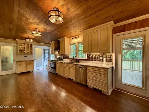 1191 Robin Lane Jamesville NC 27846