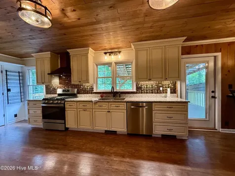 1191 Robin Lane Jamesville NC 27846