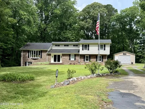 1191 Robin Lane Jamesville NC 27846