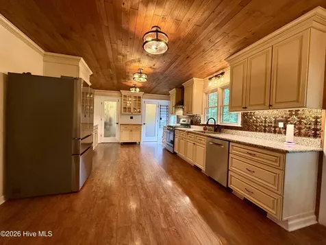 1191 Robin Lane Jamesville NC 27846