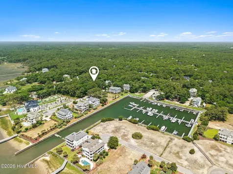 3809 Courtenay Drive SW Supply NC 28462