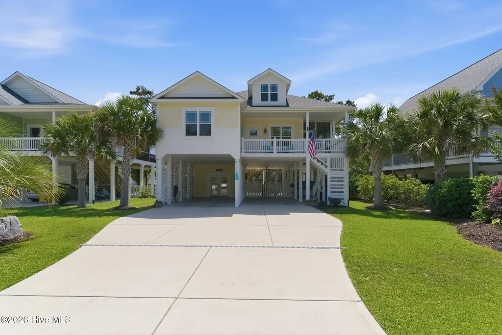 206 NE 61st Street Oak Island NC 28465