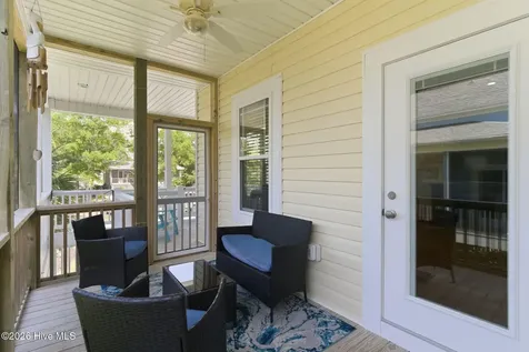 206 NE 61st Street Oak Island NC 28465