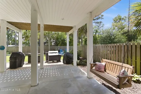 206 NE 61st Street Oak Island NC 28465
