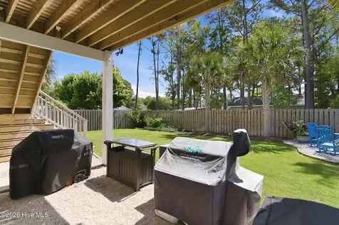 206 NE 61st Street Oak Island NC 28465