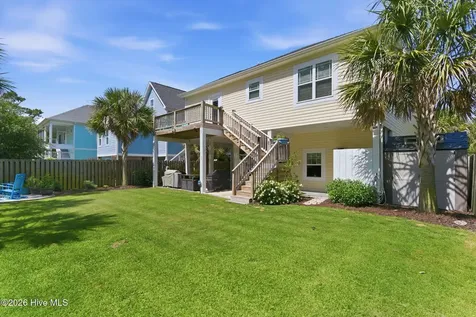 206 NE 61st Street Oak Island NC 28465