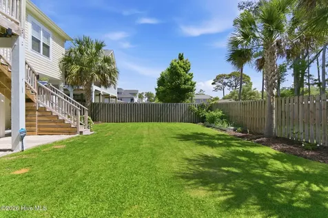 206 NE 61st Street Oak Island NC 28465