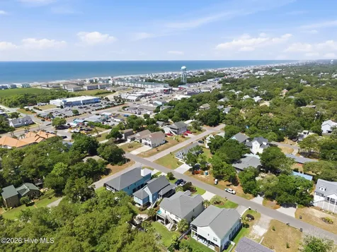 206 NE 61st Street Oak Island NC 28465