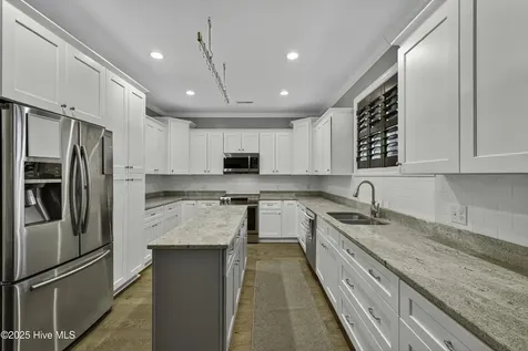 615 Southerland Farm Drive Wilmington NC 28411
