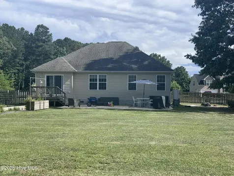 308 Prince William Drive Elizabeth City NC 27909