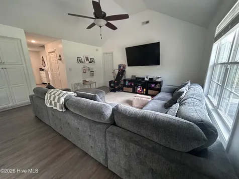 308 Prince William Drive Elizabeth City NC 27909